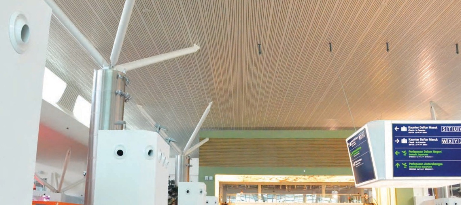 Linear Ceiling — Multi B