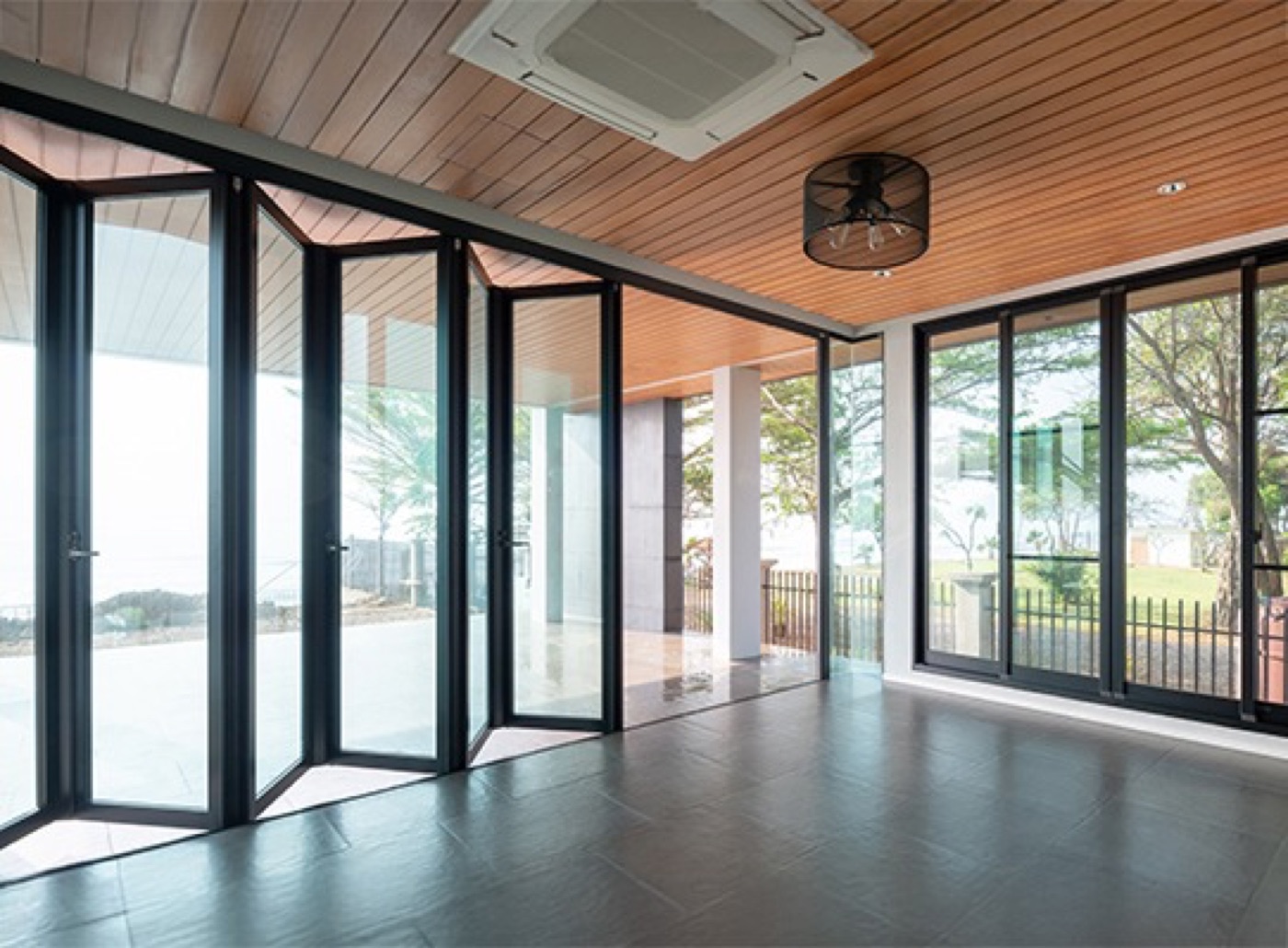 Folding (Bi Fold) Doors